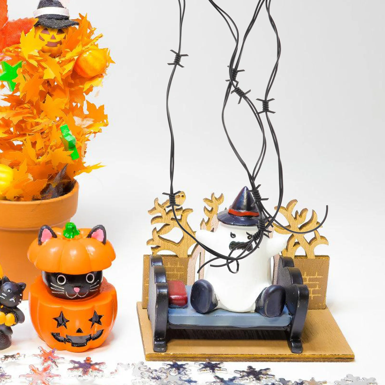 

4Pcs Simulation Barbed Wire Props Multi-Occasion Use Realistic Design Lightweight Portable Western Halloween Decor