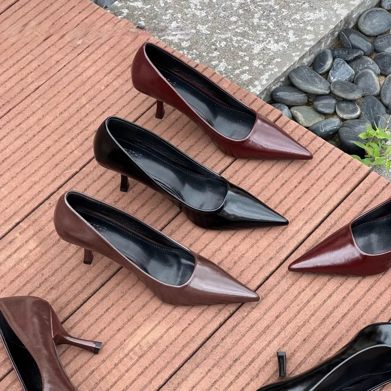 

2025 женские пикантные туфли-лодочки телесного цвета на высоком каблуке бордового цвета, туфли-лодочки для зачистки на шпильке, глянцевая кожа, свадебные качественные красные туфли