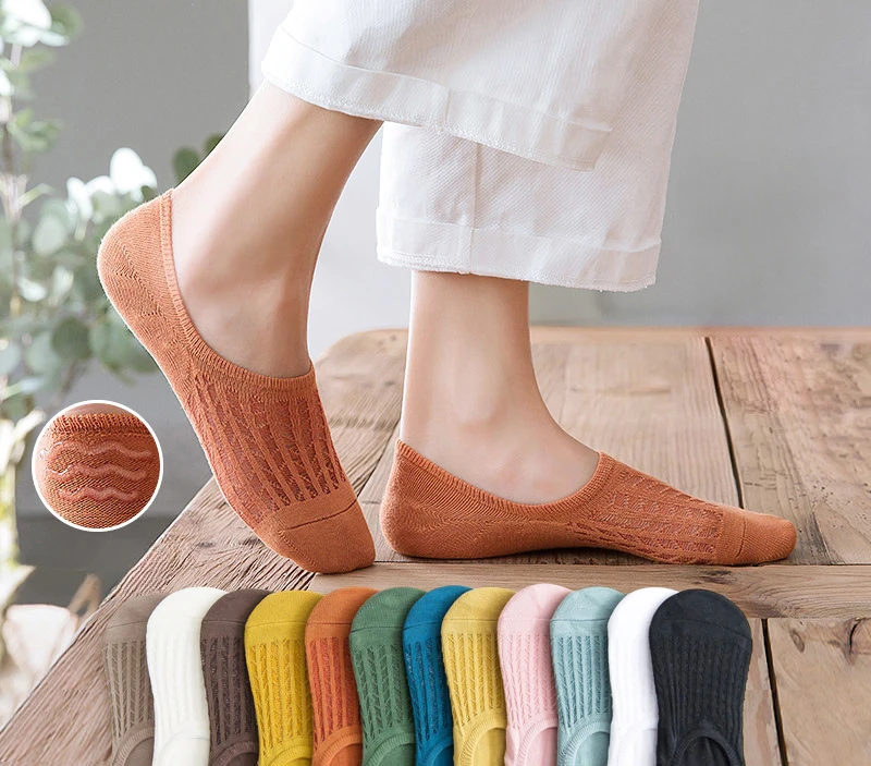 

5 PCS Simple Spring/Summer Solid Color Socks Mesh Breathable Shallow Mouth Boat Socks Anti Slip Invisible Silicone Casual Socks