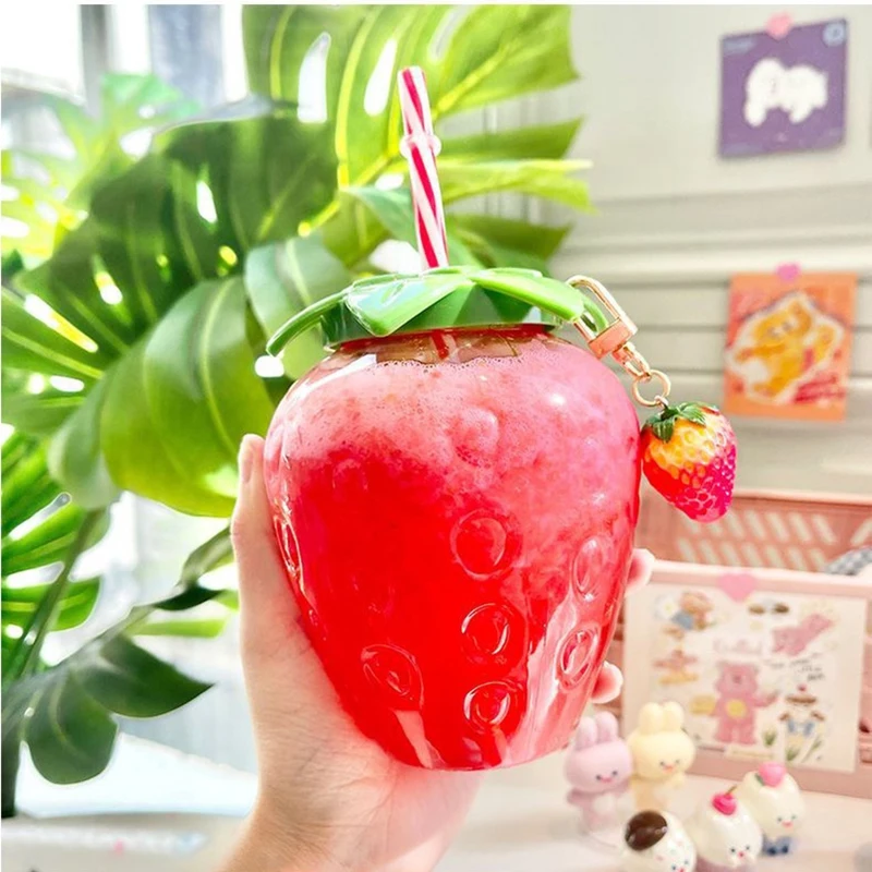 500ml Strawberry Straw Water Bottle Cute Summer Portable Plastic Cup Cartoon Kawaii Girl Student Kids Drinking Cup Juice Bottle