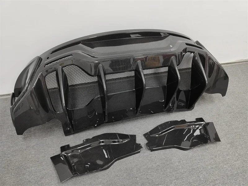 

Dry Carbon Fiber Rear Bumper Body Kit for McLaren 540C 570S Upgrade to 600LT Style Body Parts