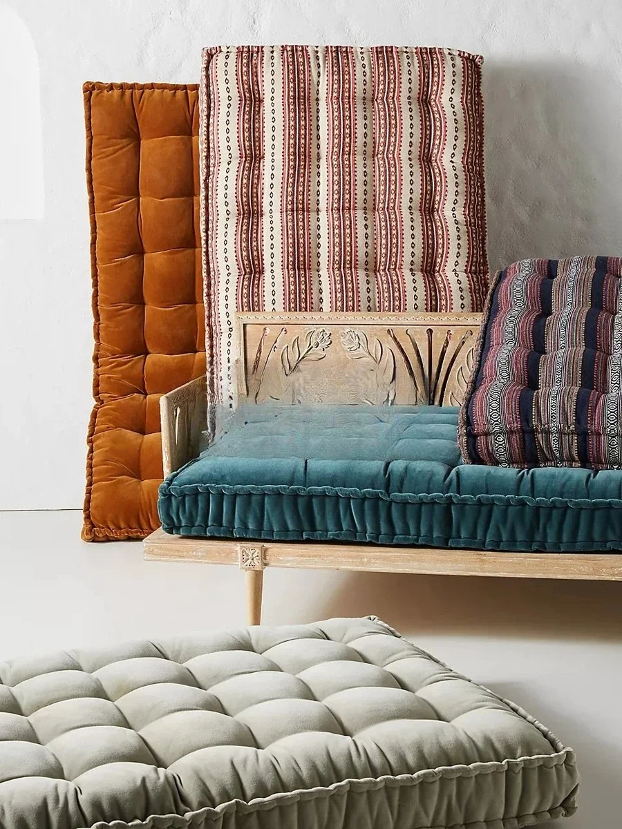 Solid wood furniture antique carved weathered sofa Rococo hand-carved old three-person sofa