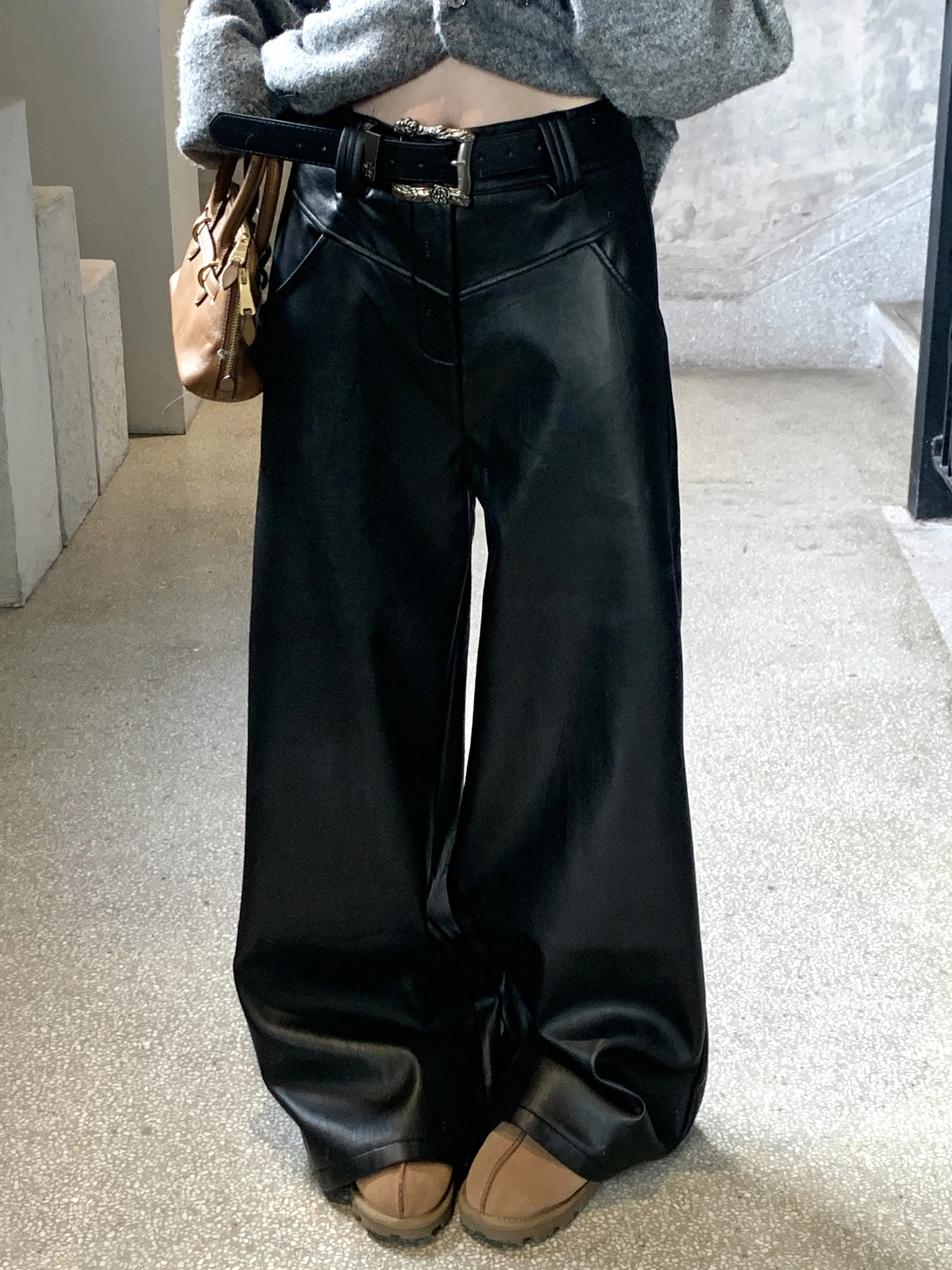 

Женские кожаные брюки с высокой талией, широкими штанинами, на подкладке, повседневные, свободные, прямые, драпированные, осенние, модные, больших размеров