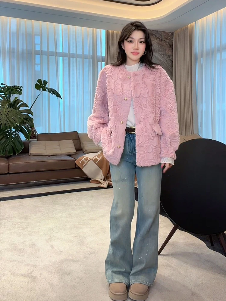 

Модная универсальная теплая короткая куртка из экологичного меха для женщин от Lao Yang's Personal Sle ME: повседневная, стройнящая, теплая.