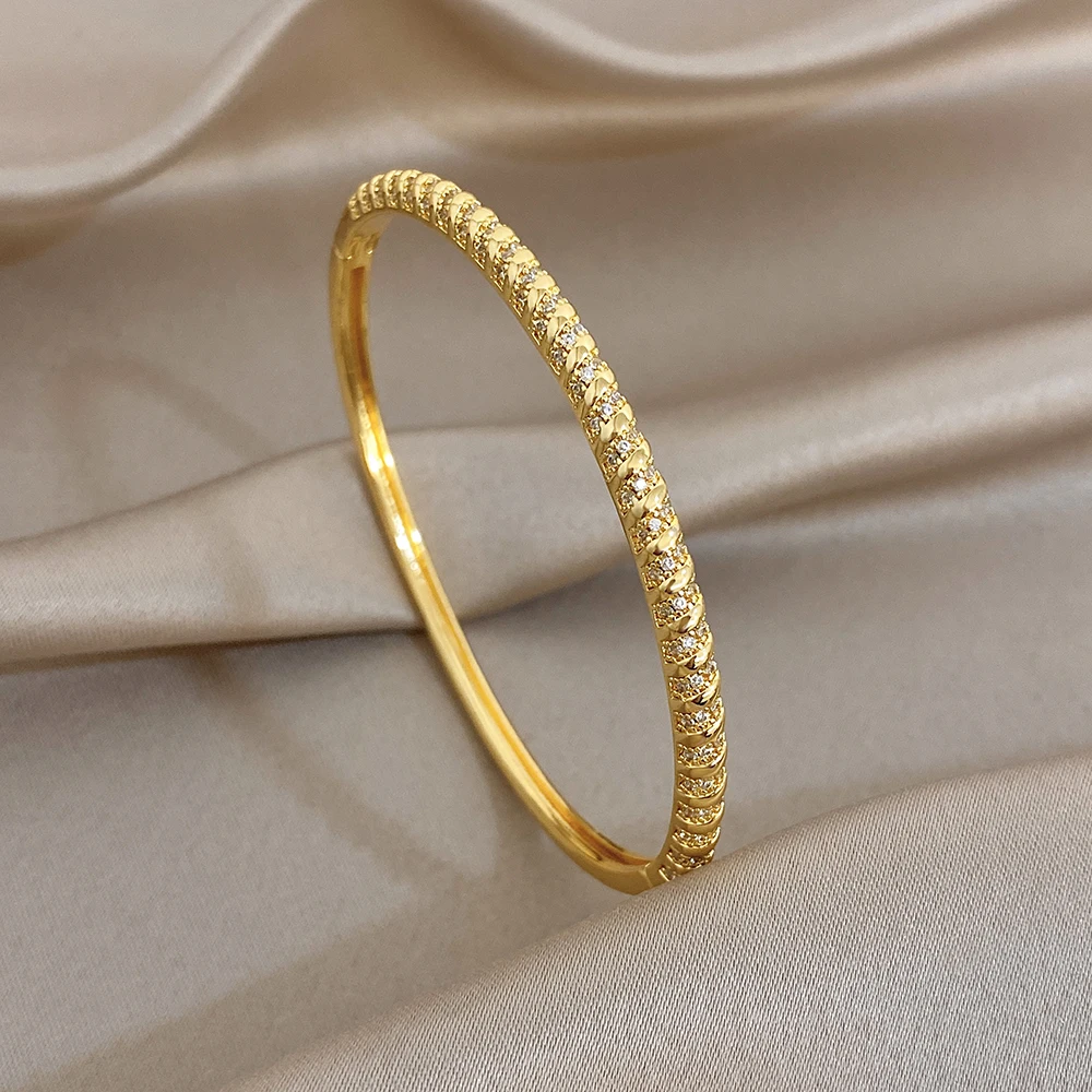 

Freetry Elegant Shiny Zircon Gold Color Spring Cuff Bangle Women Minimalist Geometric Round Copper Open Bracelet Jewelry Gift