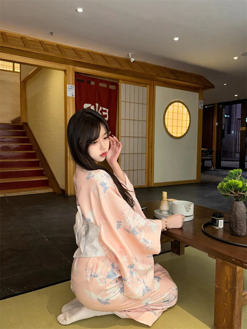 

Traditional Japanese Kimono Women's Formal Wear Pink Revamped Sle Photoaphy Costume Ethnic Stage Clothing Polyester Fiber
