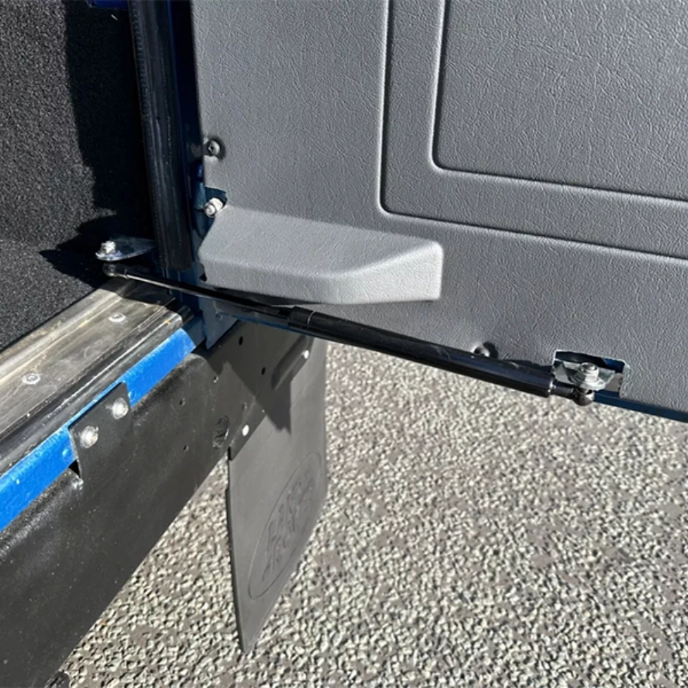  200N 200-500mm Gas Strut Rear Door Stay Kit for Land Rover Defender 90 110 Complete with Fittings