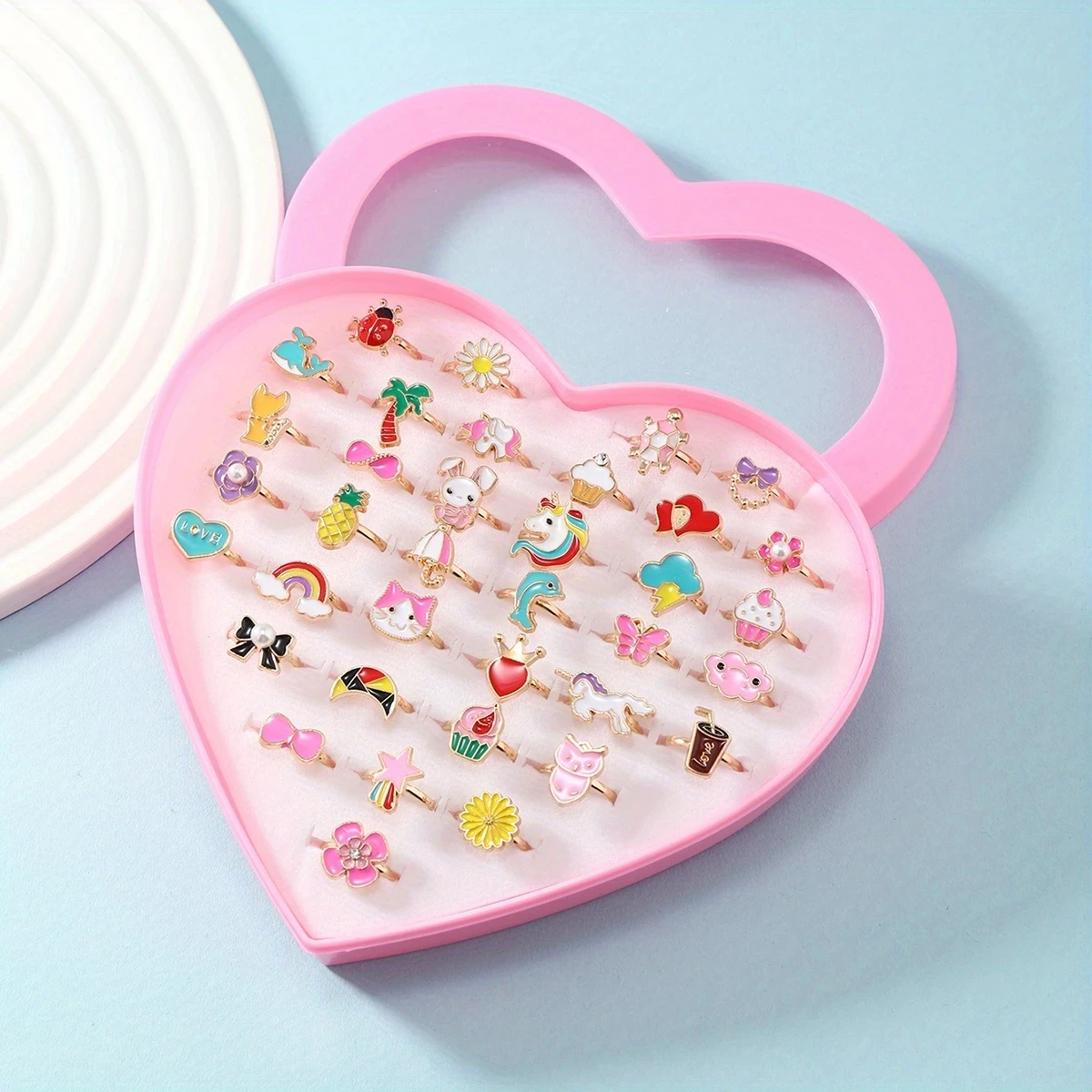 36Pcs Adjustable Kidsren's Rings, Enamel Colored Rabbit, Cat, Rainbow, Butterfly, Pineapple, Ladybug, Flower, Dolphin, Heart-Shaped Open Rings, with Heart-Shaped Gift Box, Little Girl Princess Dress-Up Jewelry, Birthday Party Gift Toys