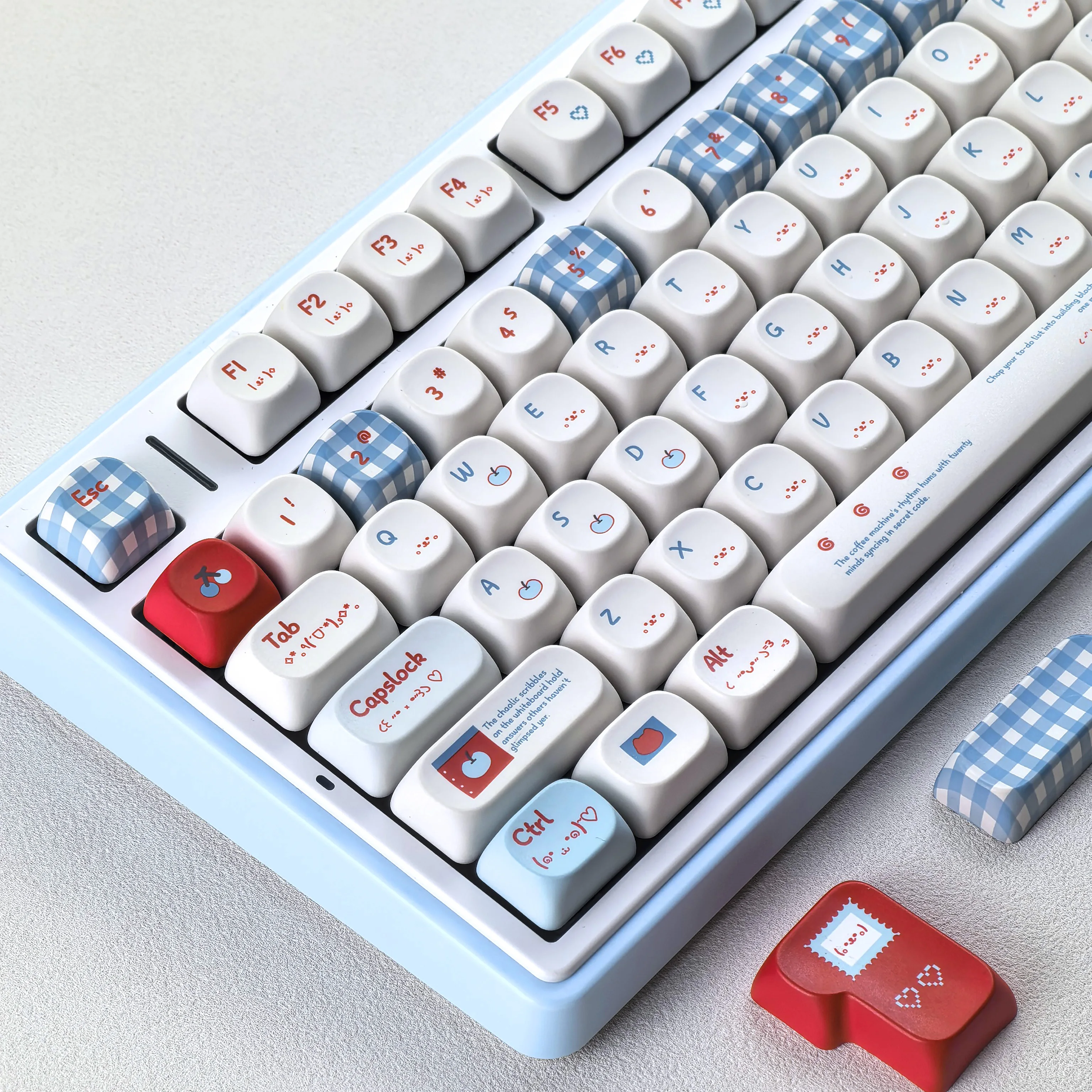 MAIMOOO  Emoticon Keycaps White Blue Cute Moa Pbt Keycaps For Ajazz And Aula Custom Keyboards Keycap