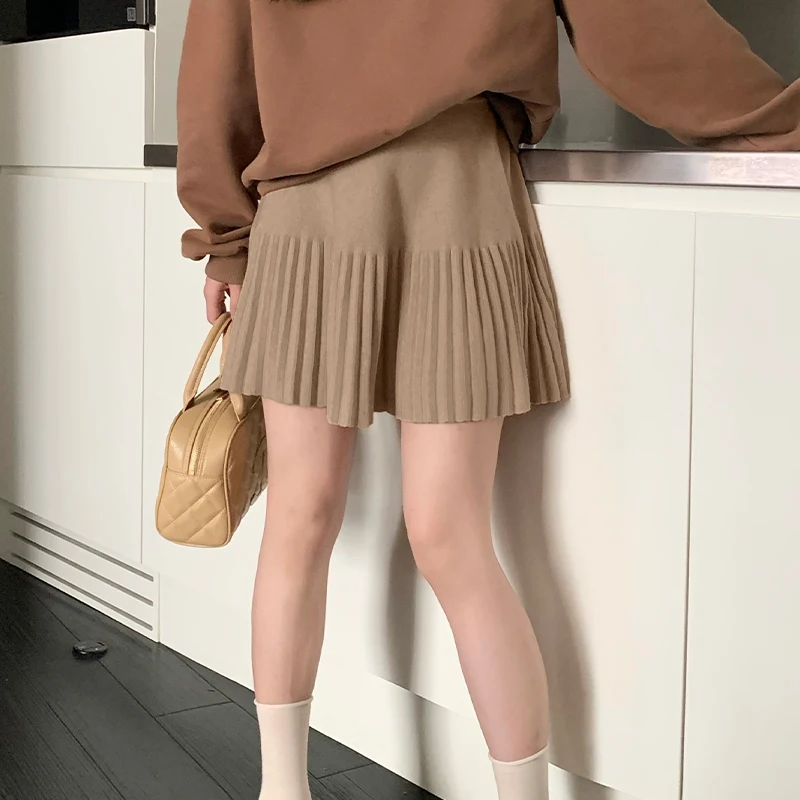 Korean Autumn And Winter Fashion High Waist Loose Sweet Knitted Pleated Skirt