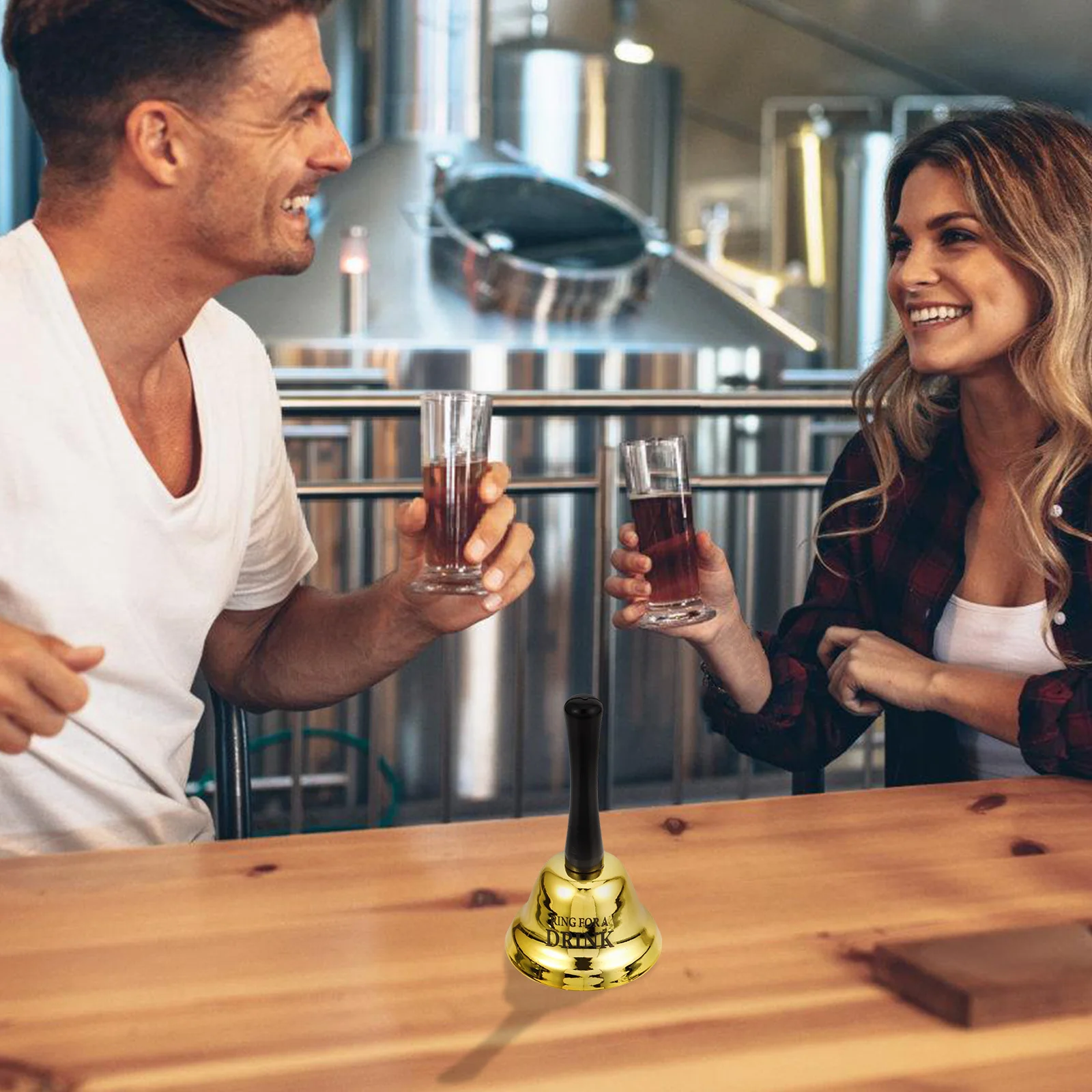 

2Pcs High-Class Metal Hand Bell Retro Style Bar Restaurant Call Bell Comfortable Grip Perfect for Dining Table