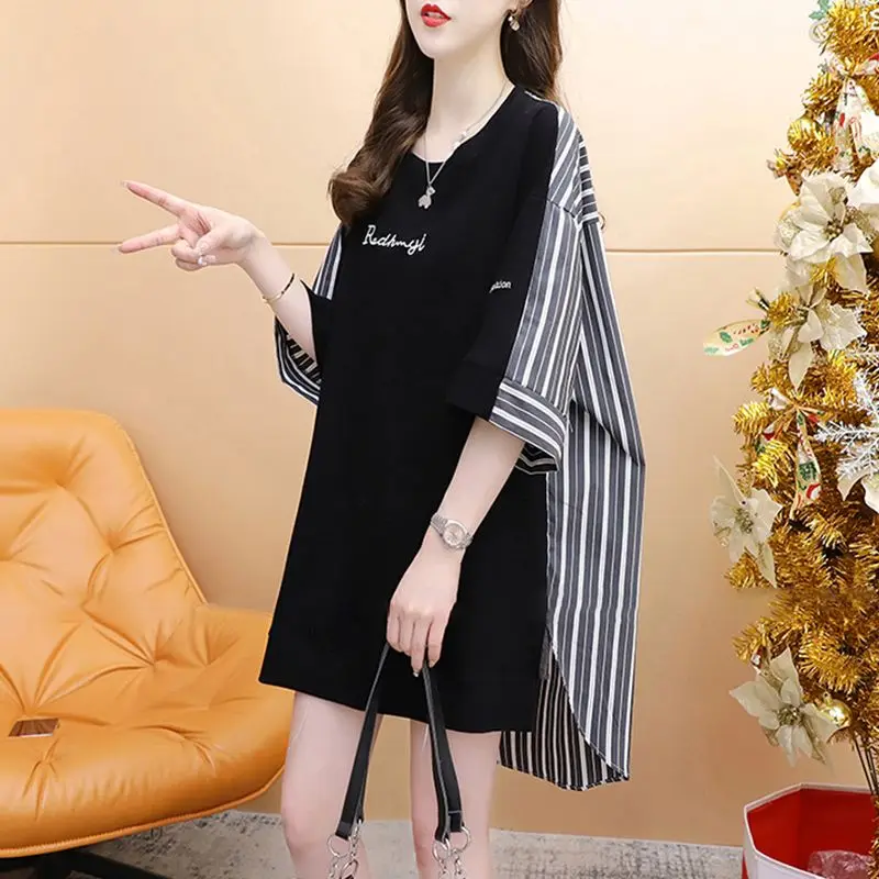 Fashion Printed Spliced Striped Asymmetrical T-Shirts Female Clothing 2024 Spring New Oversized Korean Tops Casual Tee Shirt