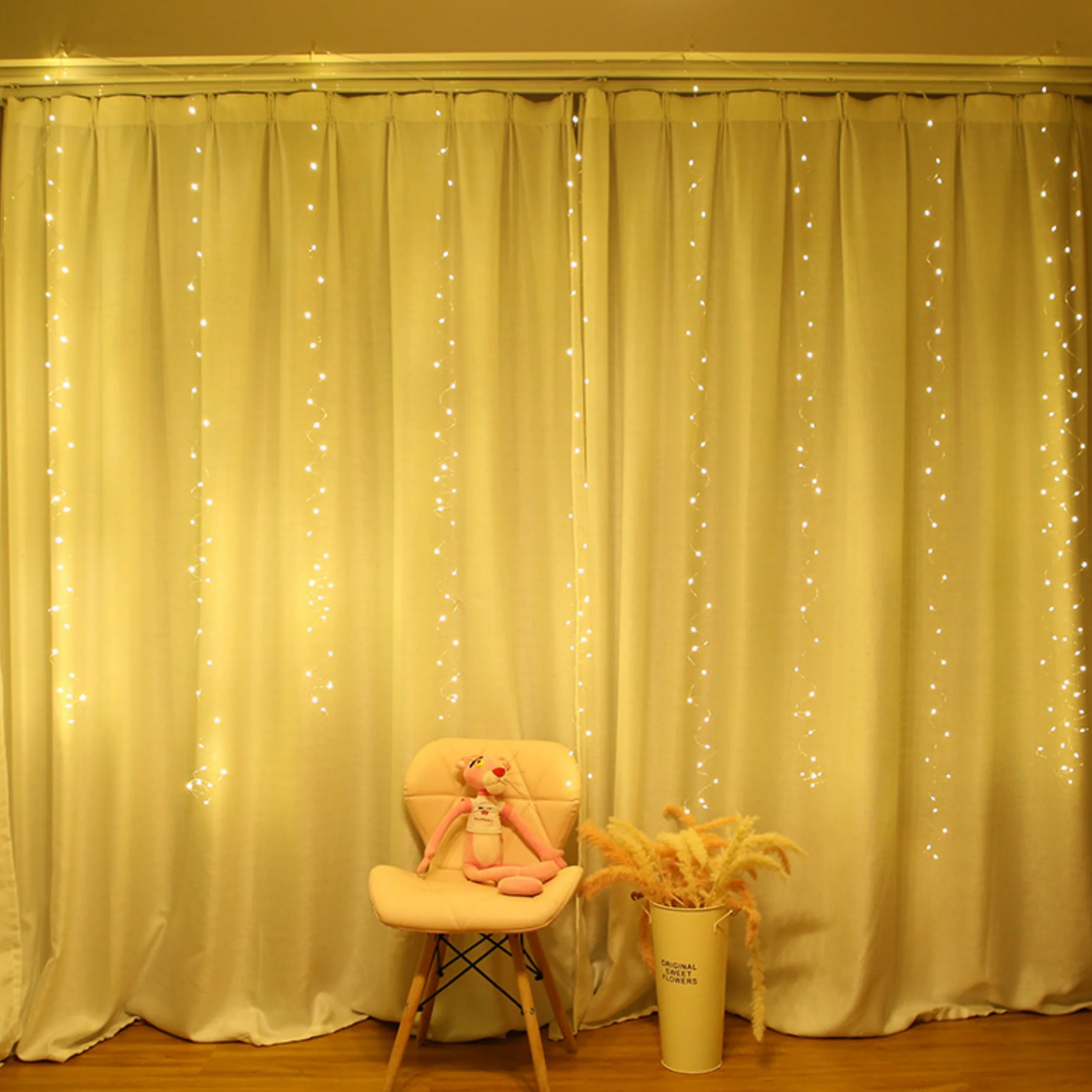 USB Powered Curtain Fairy Lights – 200 Led, 3X2M, Remote, 8 Modes for Home Decor (Warm)