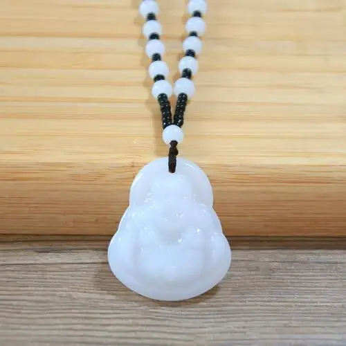 

Women's Jade Guanyin Buddha sweater chain pendant
