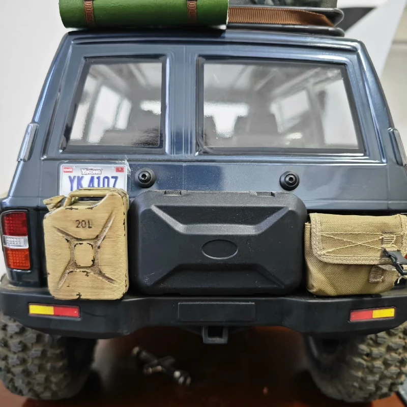 1PCS Emulated Retro การใช้ถังตกแต่งสําหรับ 1/10 1/12 RC Crawler รถ RC4WD D90 D110 AXIAL SCX10 Traxxas TRX4 Defender TF2 อะไหล่