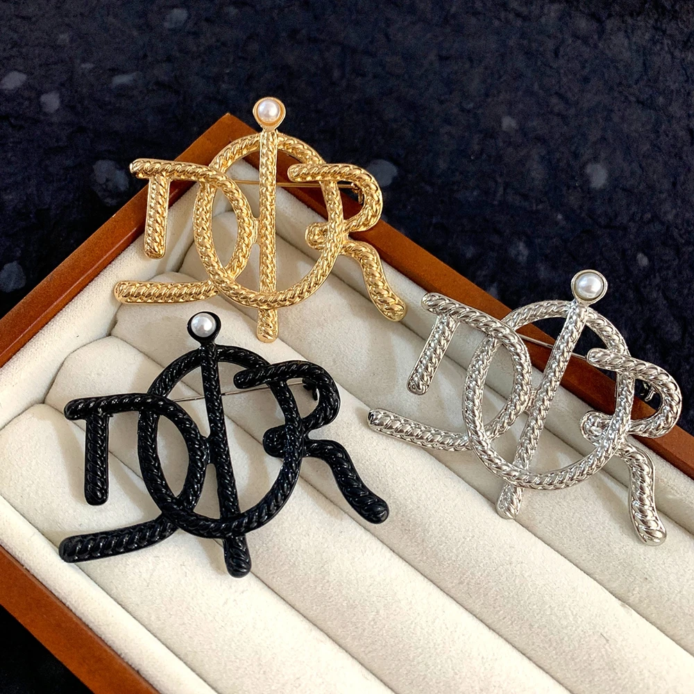 Thumbnail 2 - #44 Best Brooches & Lapel Pins to Buy In 2026