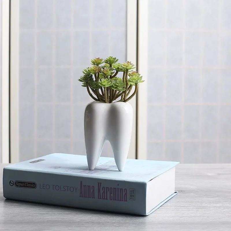 I pc Tooth Shape White Ceramic Flower Pot Modern Design Planter Teeth Model Mini Desktop Pot Creative Gift(without plants)