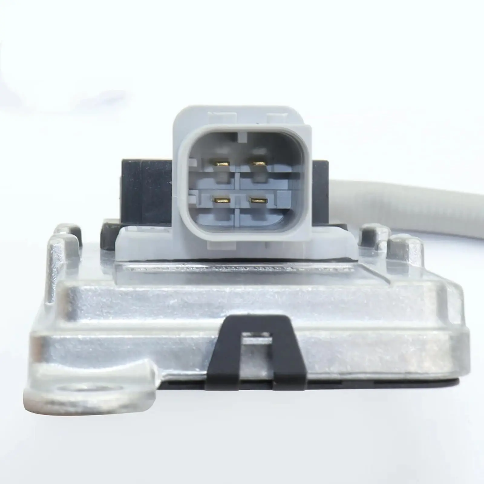 Nitrogen oxygen sensor A0111536428 A0111535428 SNS3045 Applicable models Mercedes-Benz