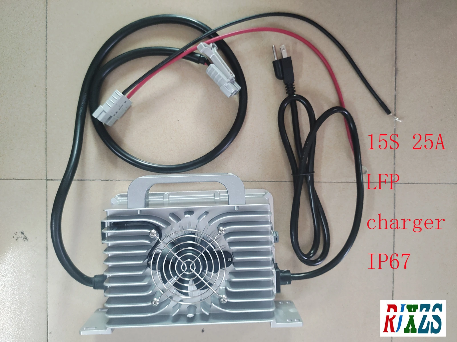 Aluminiowa ładowarka 54.75V 25A do 15S LiFePo4 LFP wodoodporna z obsługą ładowarki CC/CV Model 3.65V * 15 = 54.75V