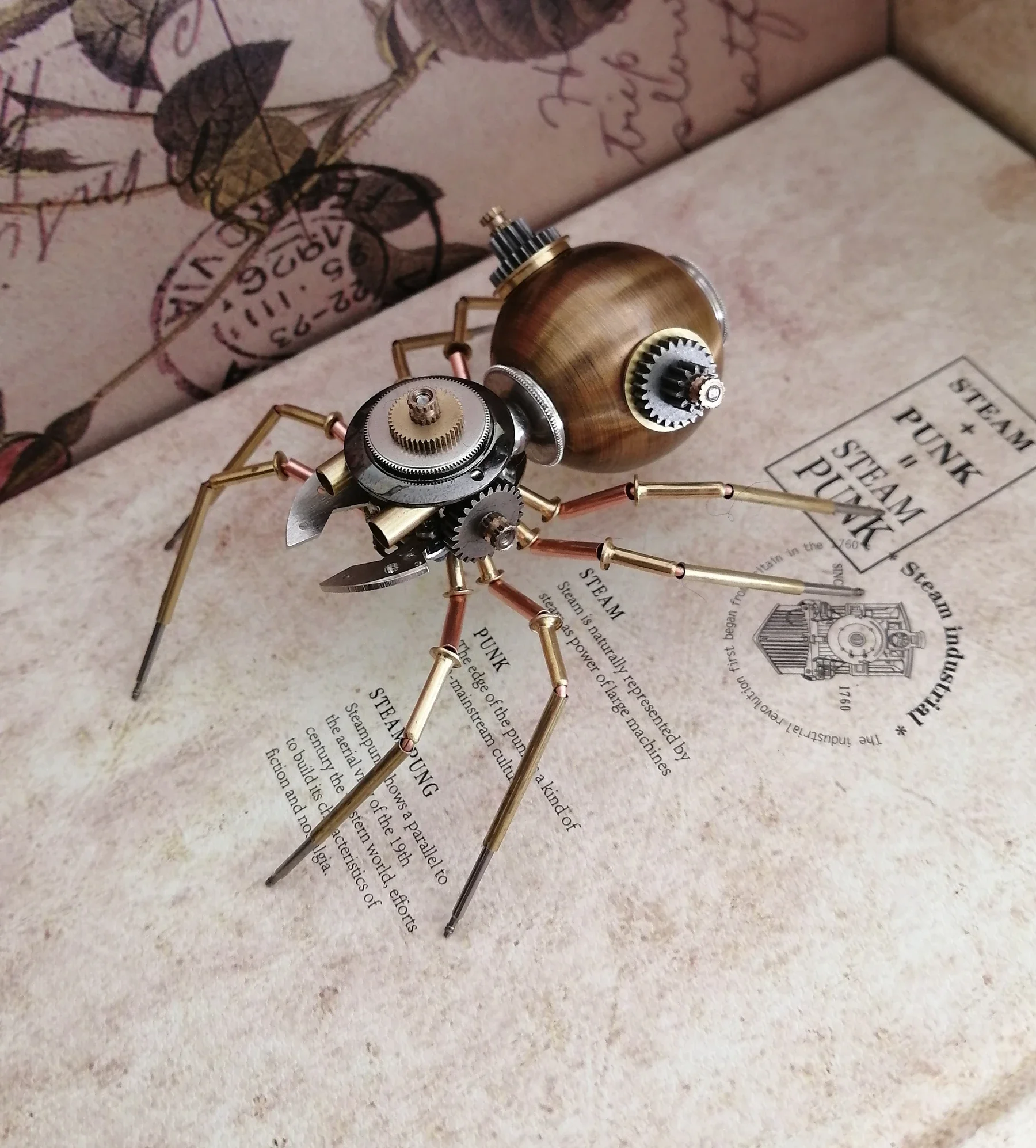 Araña mecánica Steampunk de insectos 3D, Metal puro hecho a mano, pequeños adornos artesanales, producto terminado