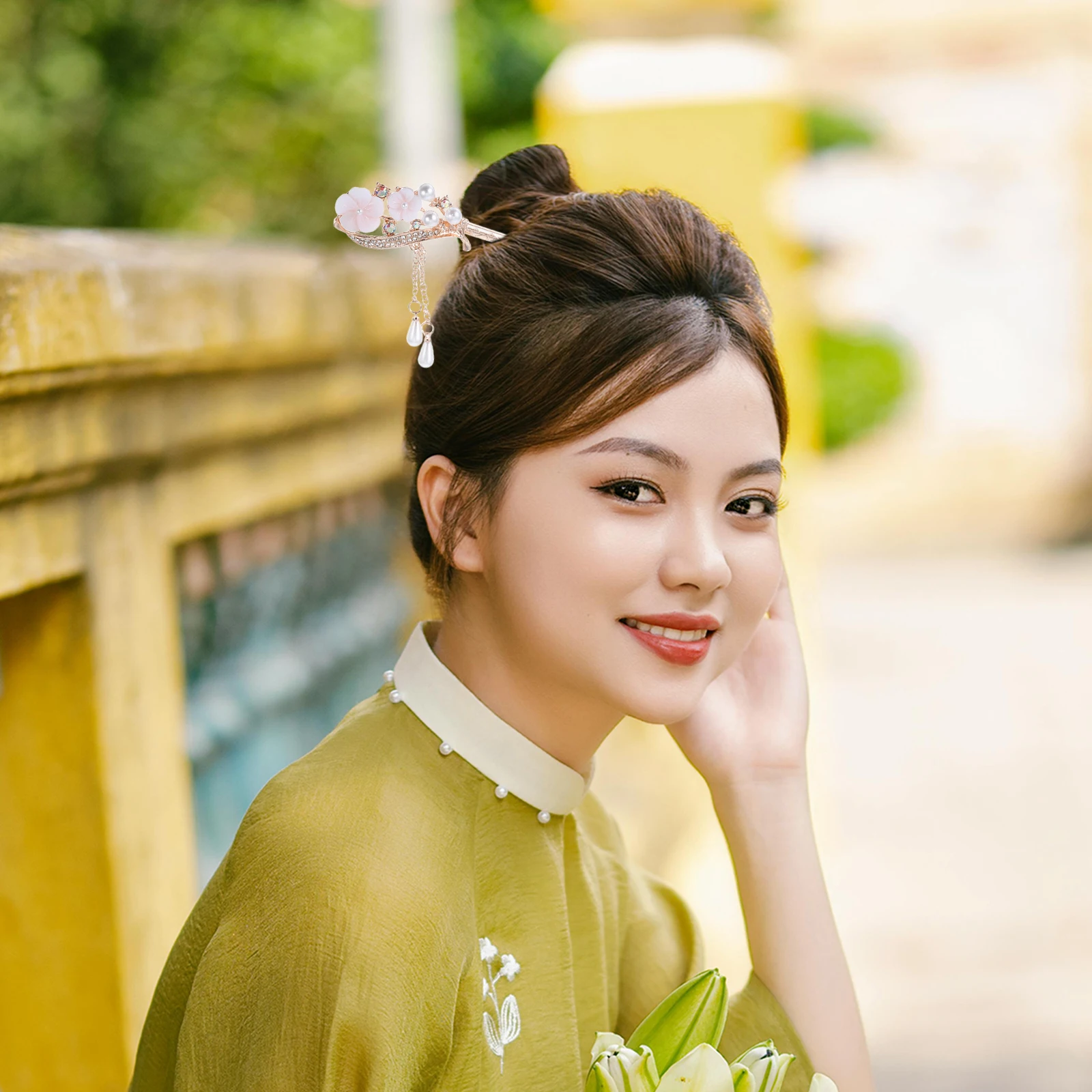 

2pcs Vintage Flower Hair Sticks Retro Hanfu Decorative Pearl Fringe Hairpins Women Parties Photoshoots Rose Gold Random Pattern