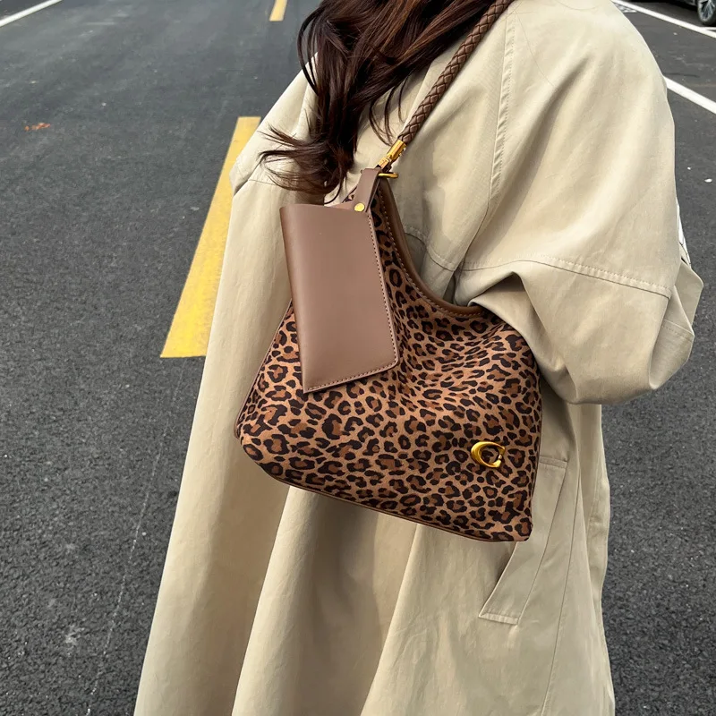 

Новая модная сумка для подмышек | Ретро и большая вместительная сумка, модная и универсальная матовая ручная сумка