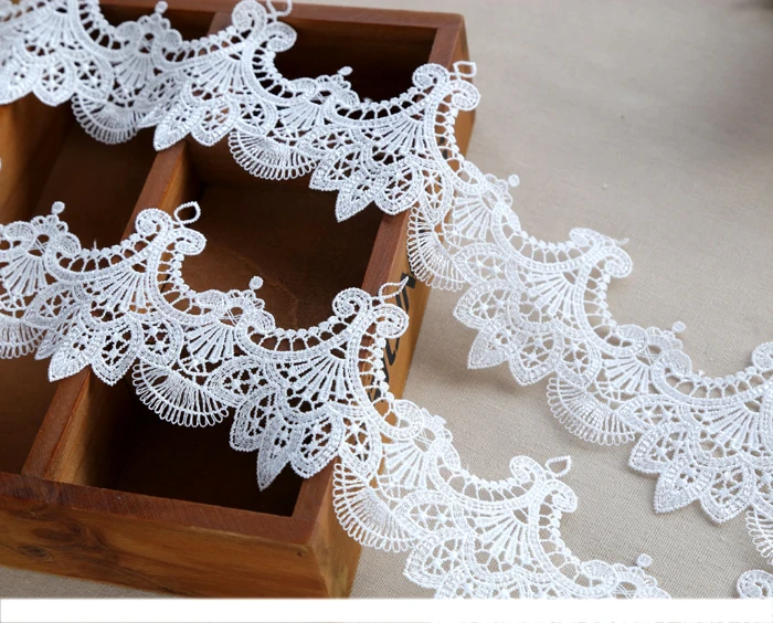 Width:8.1cm (3.24") Fashion Flower Polyester Silk Lace Embroidery Laces Fabric Clothing Decoration Accessories(SS-2120)