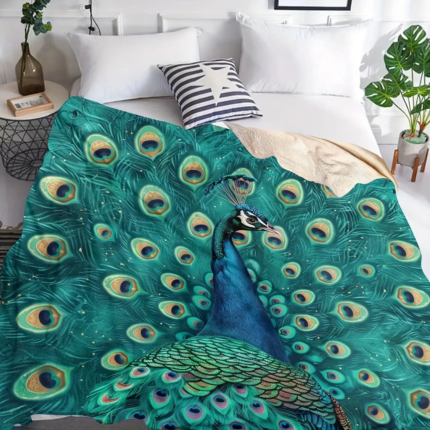 Stunning Peacock Spread Tail Teal Background Realistic Print Flannel Blanket Soft Throw For Sofa Bedroom Daily Home Warm Gift