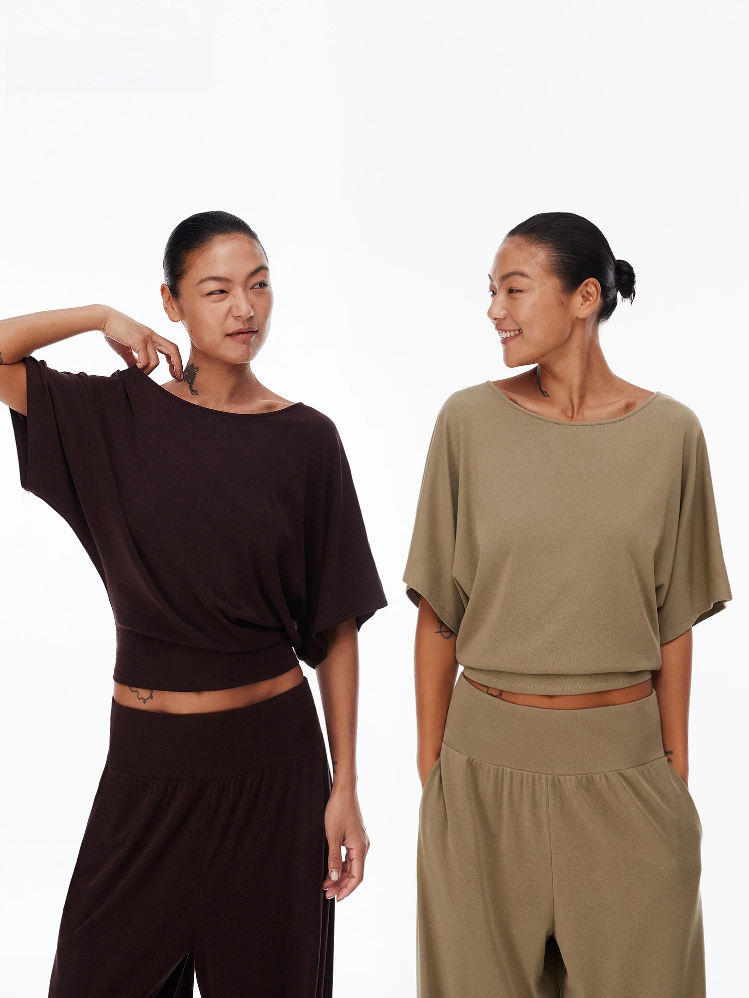 Fashionable Breathable T-Shirt Wide Leg Lantern Pants Batwing Sleeve Tops Waist Cinched Outfit Casual Summer Women Set