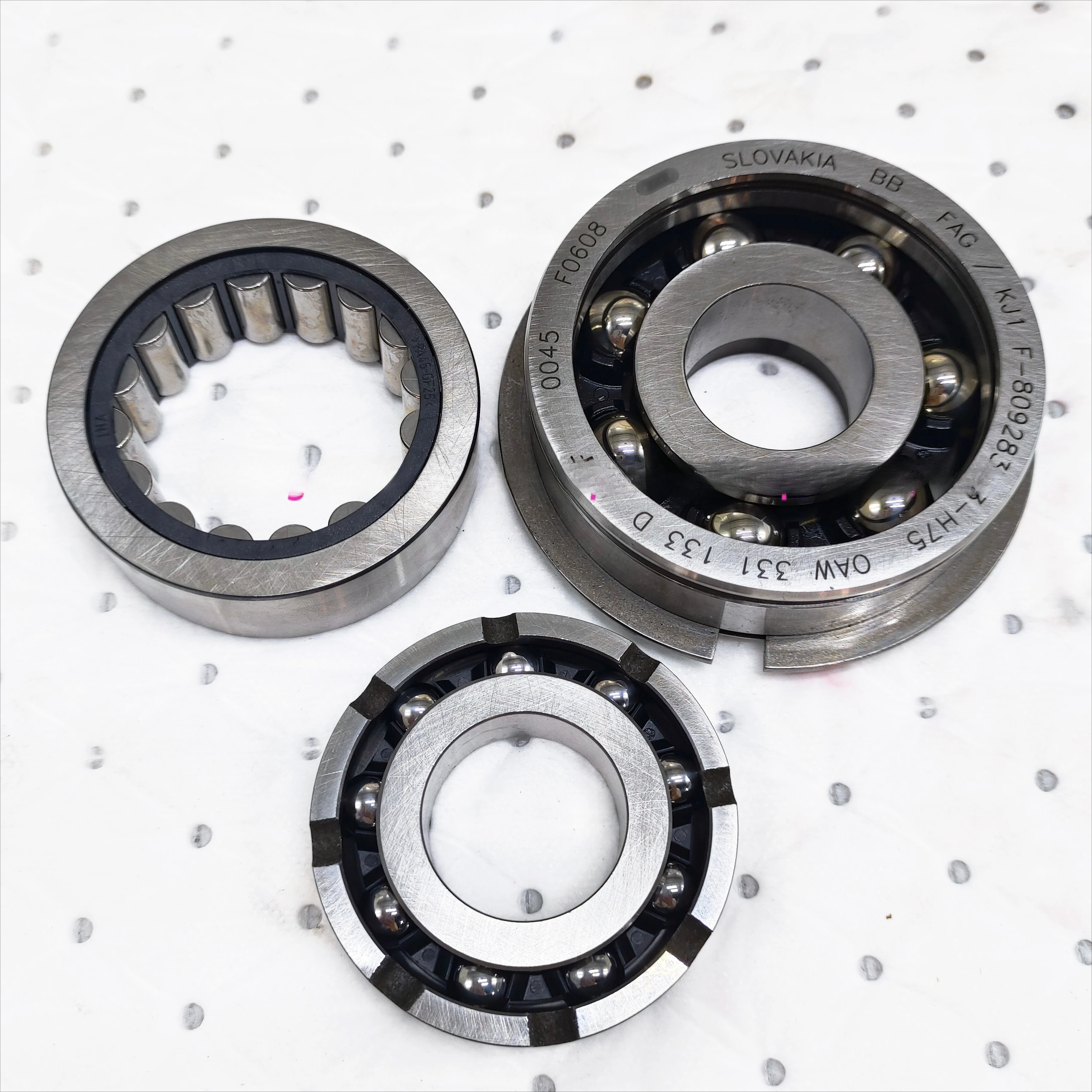 0AW Bearing 0AW331133H/J 0AW331440BC 01J331133G 80982.04 Fits for AD CVT Dina Bearing Parts