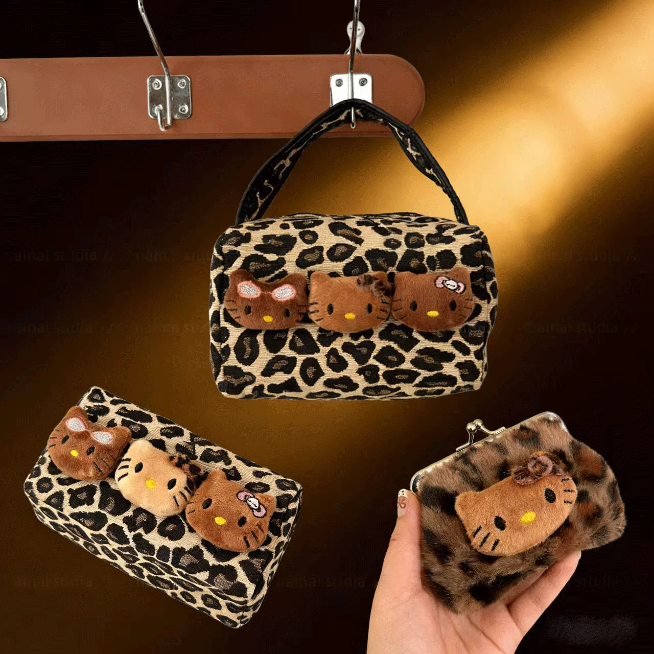 

Sanrio Set Bags Cute Sweet Kitty Purse Plush Carry Bluetooth Headphone Bag KT Storage Bag Travel Storage Bag