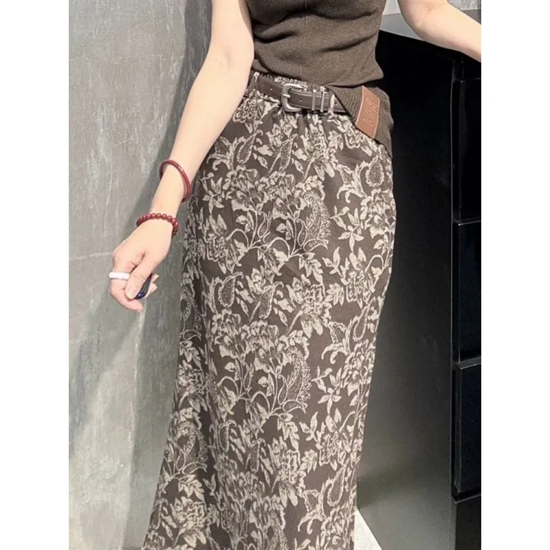 Nowa spódnica damska do połowy łydki na wiosnę/jesień 2025, wysoki stan, wyszczuplająca i zwiewna, z nadrukiem, spódnica biodrówka, odzież damska.