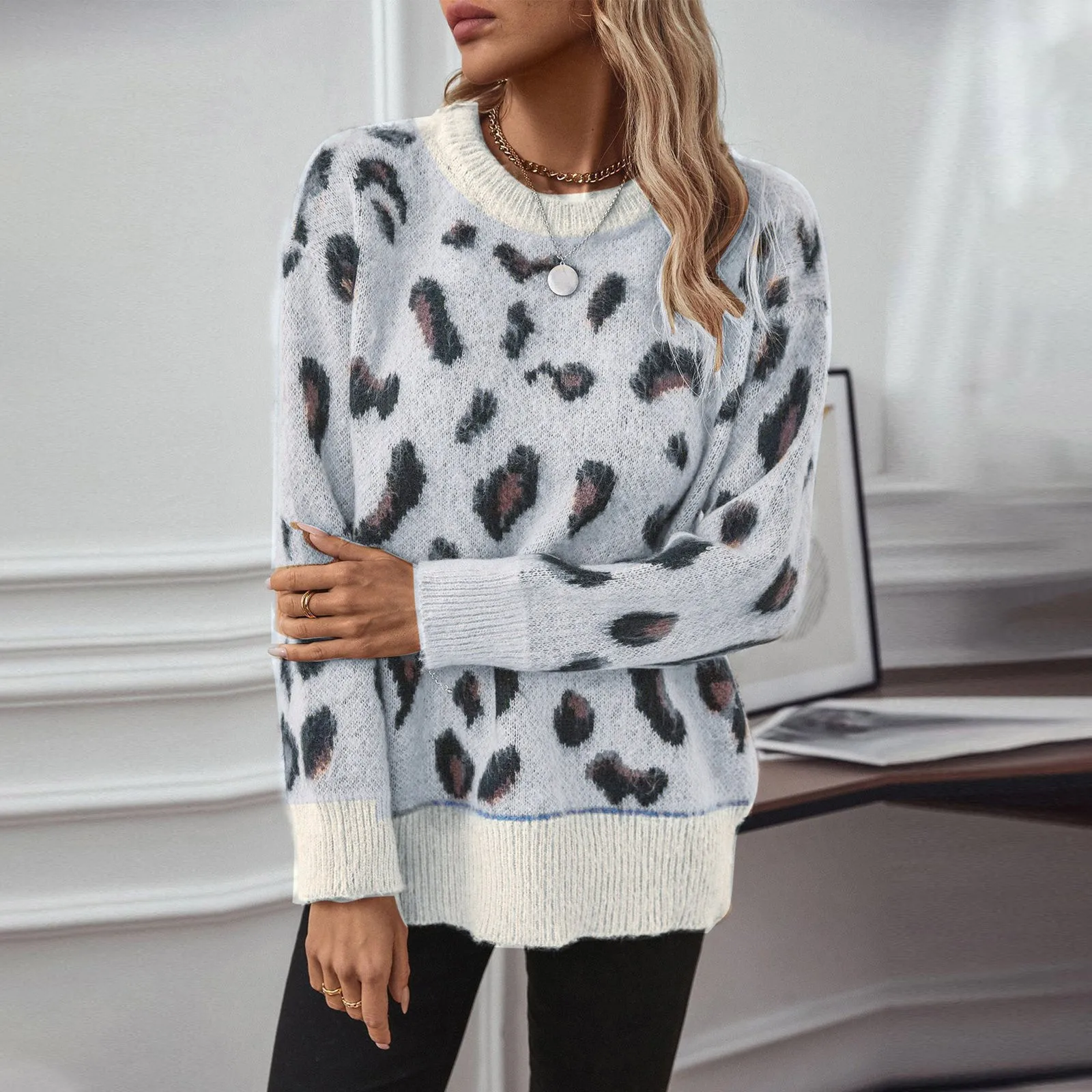 2024 Fall Winter Women\'s Fashion Leopard Print Jacquard Knit Sweater European And Mens Pullover Vest Sweater Heavy Mens Pullover