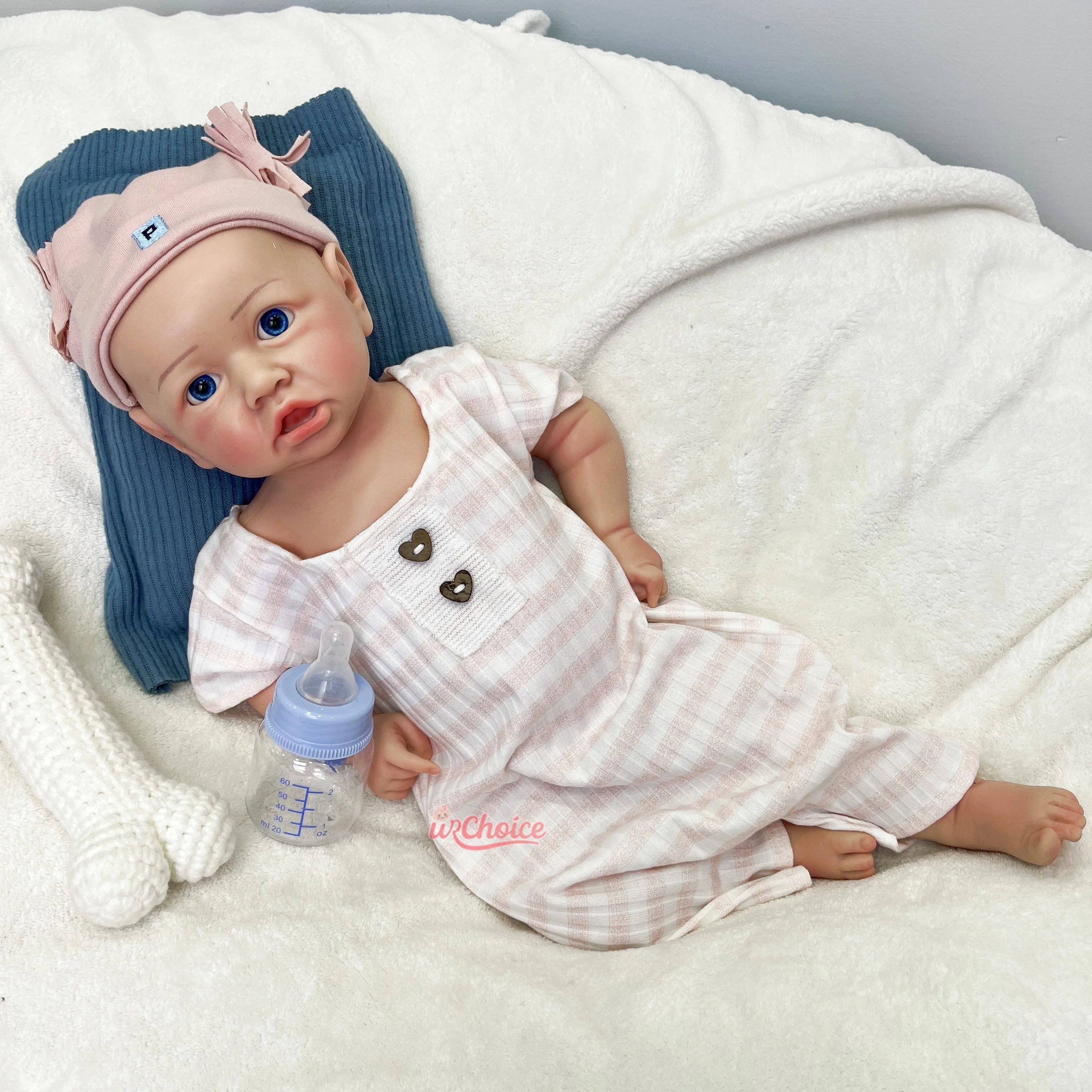 

17" Realistic Reborn Doll Full Silicone Soft Baby Girl with Bright Eyes Lifelike Newborn Baby for Emotional companionship
