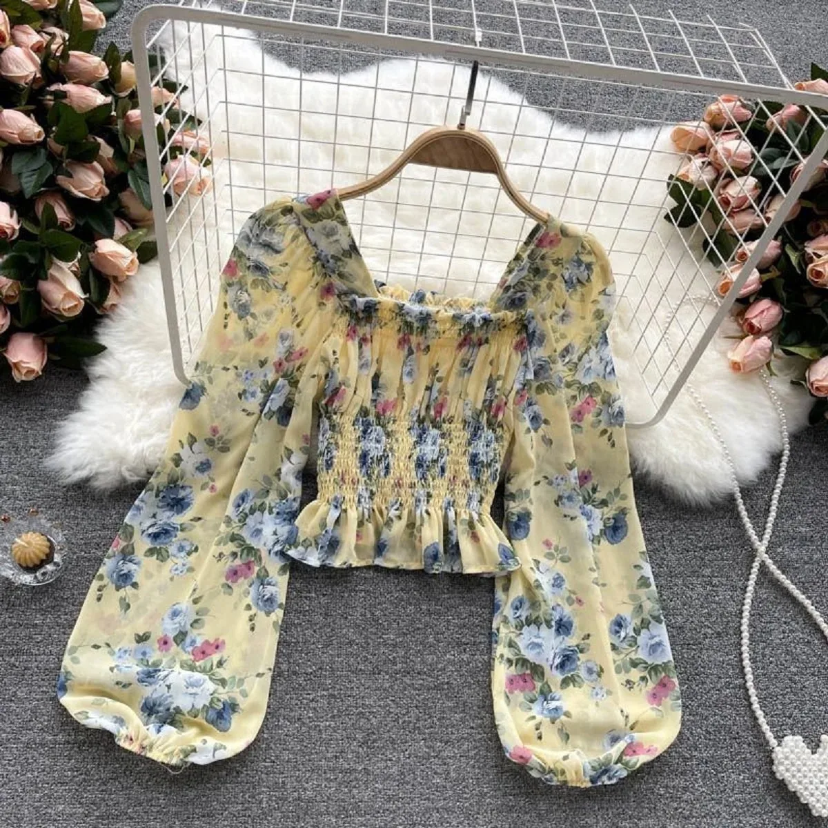 Women Blouse Retro Sexy Square-Neck Chiffon Shirt Long Sleeve Shirt Vintage Floral Korean Fashion Crop Top