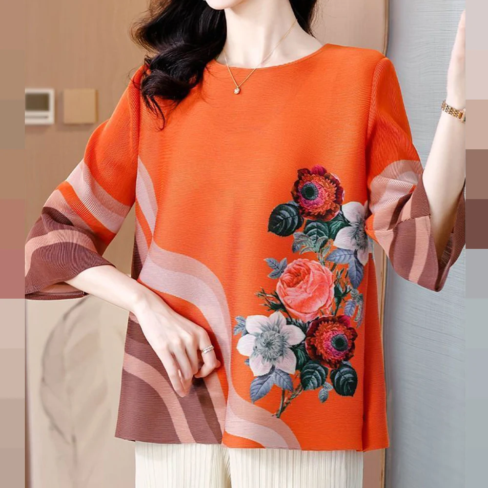 

2025 new niche design loose plus size top women's fashion printed pleated top temperament mom outfit