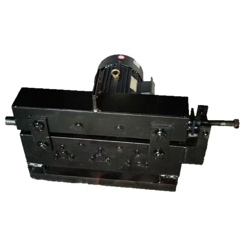 Remote control steel bar shuttle can move forward and backward steel bar threading machine