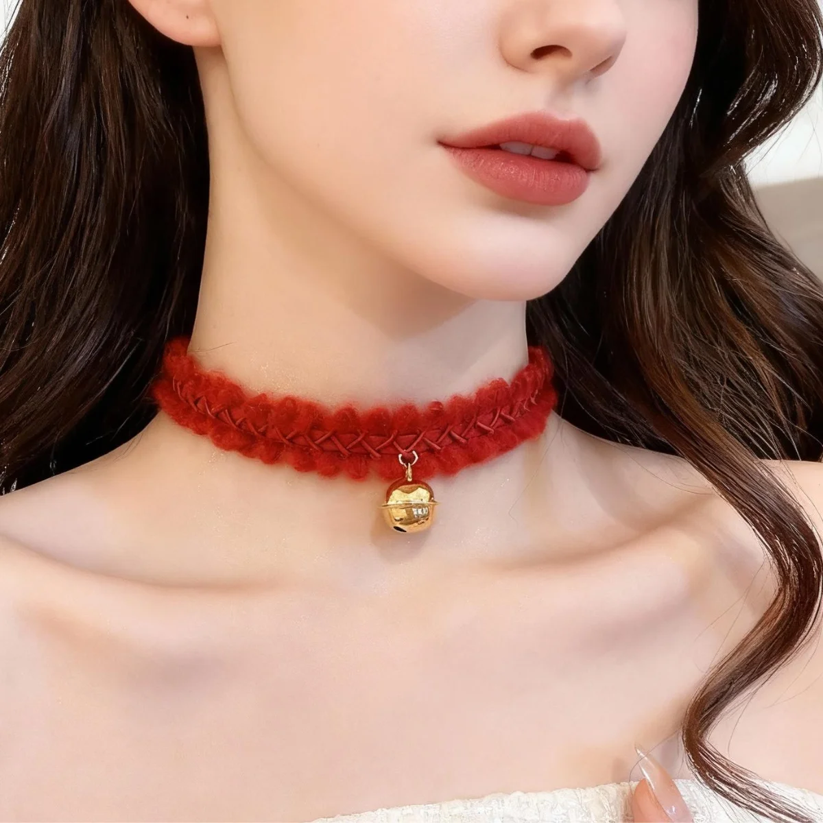 

Necklace Autumn/Winter Knit Bell Pendant Elegant and Gentle Collarbone Chain Luxury Niche Necklace Women's Christmas Gift