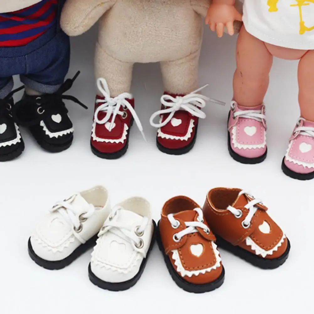 1 Pair 20CM Doll Shoes Heart Shaped Apron Cotton American Dolls Mini Faux Leather Shoes Doll Accessories Boys Girls Doll Lover G