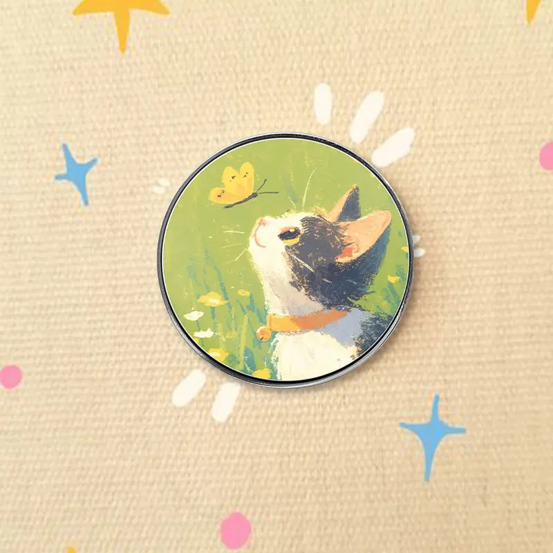 Pastel Cat Chasing Butterfly UV Printing Badge Warm Painting Style Pin Gentle Ornament Brooch For Clothing Accessory