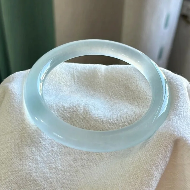 High Ice Light Blue Women's Jade Bracelet, Fresh and Versatile Jewelry