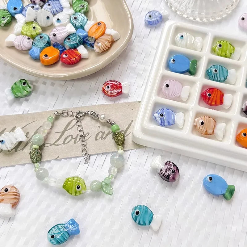 New style 30pcs/lot color fish shape Lampwork/glass straight hole beads charms diy jewelry pendant accessory