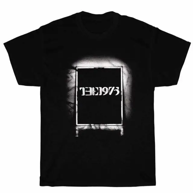 Camiseta alternativa 1975