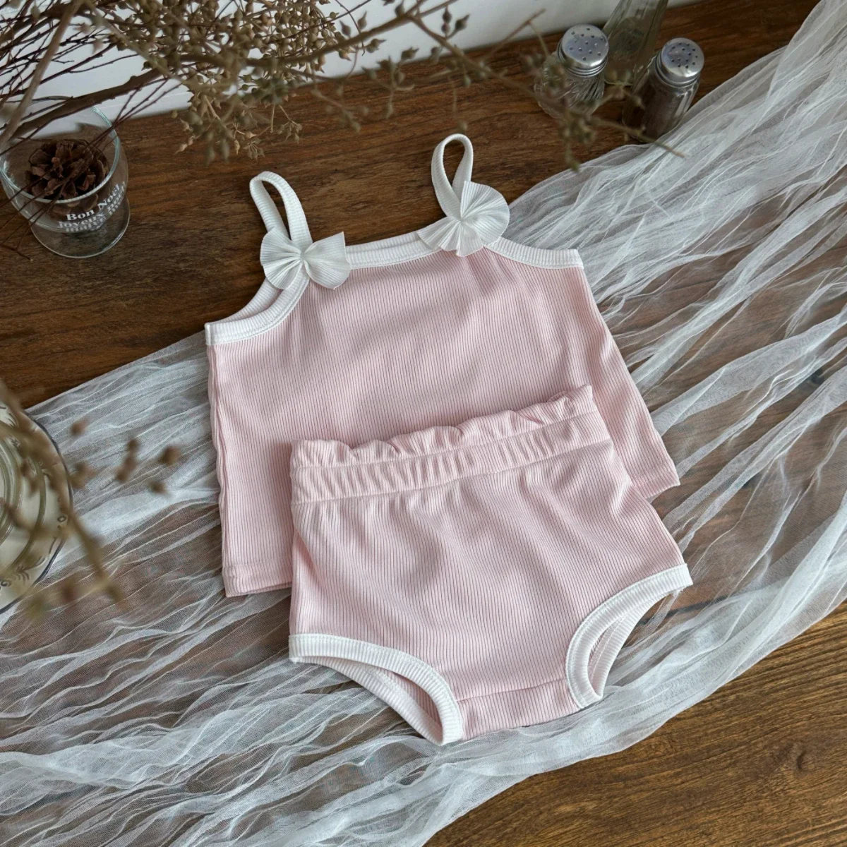 Infant Girls' Summer Cute Set Thin Cloth Kids' White Bow Decoration Fine Camisole Vest + Triangle Shorts 2-Piece Set 0-3Y