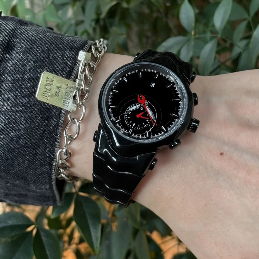 

Мужские часы Y2K с уникальным дизайном, полностью черные, с матовым гладким корпусом, креативные, необычной формы, кварцевые, стальные, мужские часы-браслет