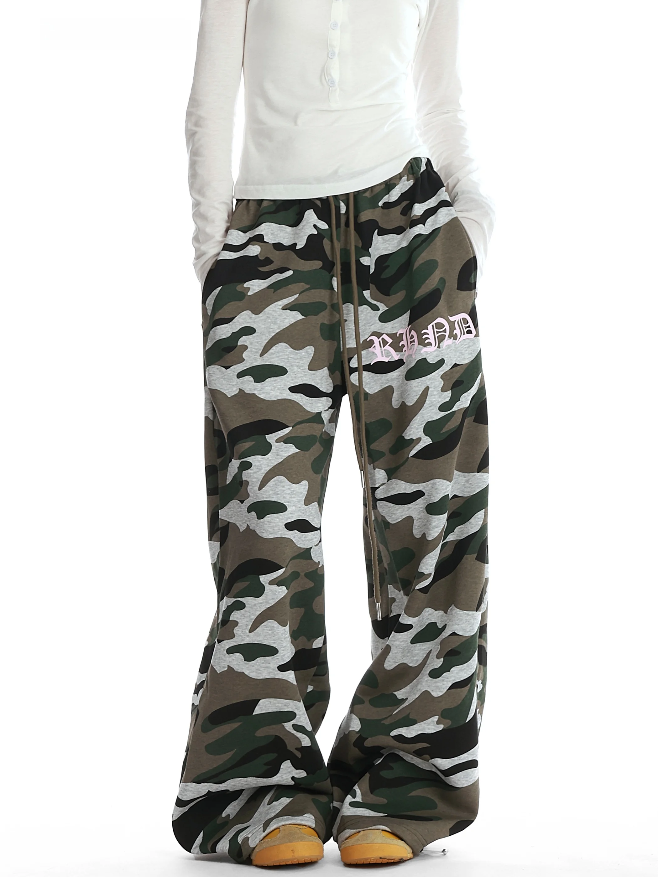 

American Retro Gothic Letter Print Camouflage Pants Women's Autumn Winter Hiphop Lazy Casual Sweatpants Loose Fit Straight Leg