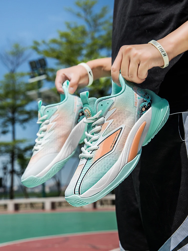 

New 2025 high quality summer men's sports shoes fashionable comfortable non-slip mesh shoes soft breathable wearable women's spo