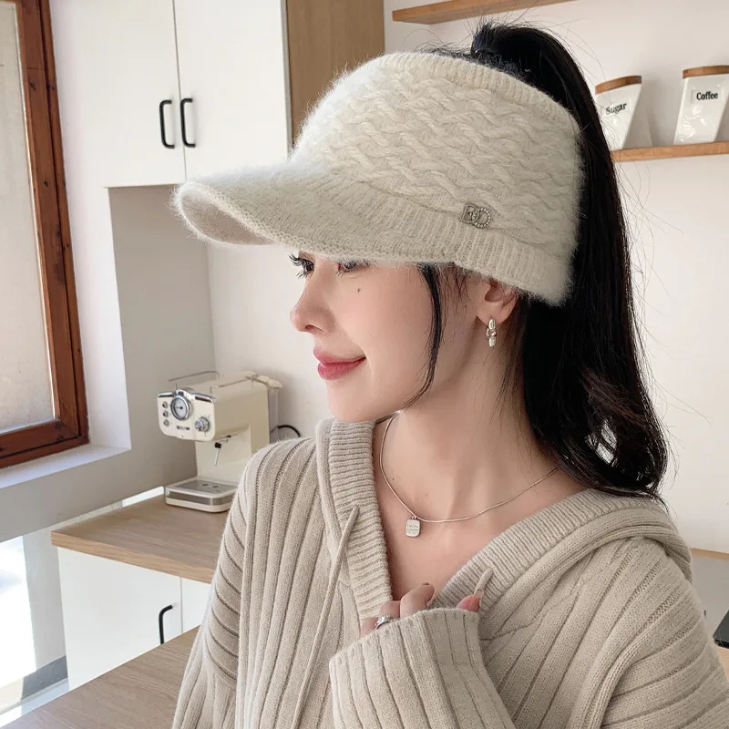 Autumn and winter women\'s hats hollow cap padded warm duck tongue cap cold-proof knitted cap thickened wool cap