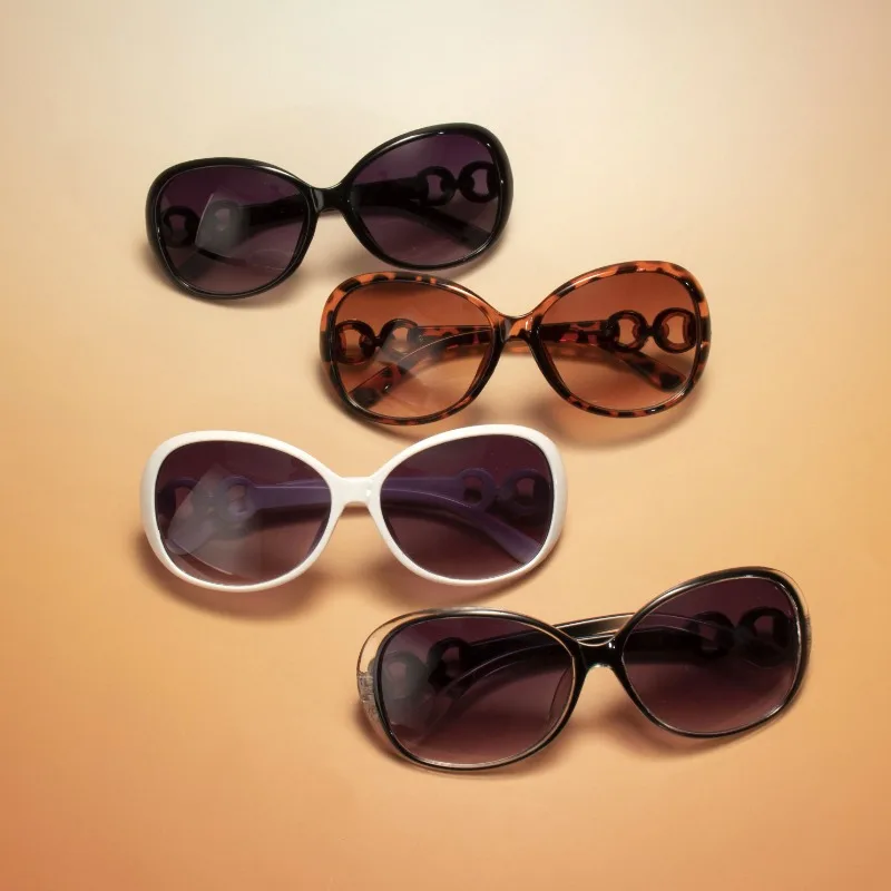 4 Stück Modische Quadratische Sonnenbrillen für Damen Luxusmarke Große Lila Sonnenbrillen Weibliche Spiegelgläser Damen Oculos De Sol Feminino
