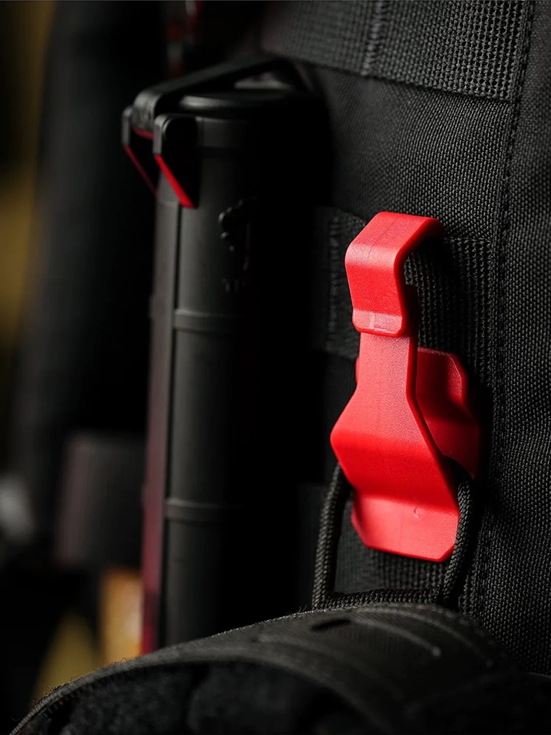 PSIGEAR Multi-Functional Hook Molle Rope Buckle Strap Fastener Fixed Clip Junk Hook Plastic Steel Connector Unisex Outdoor Gear